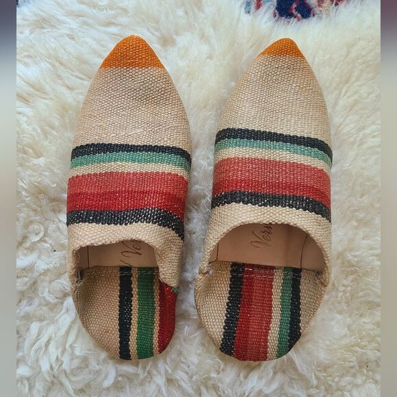 NWT Upcycled Moroccan Rug Slippers Size L [Womens 8.5-9.5] - Picture 3 of 9